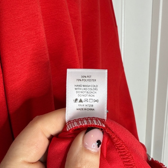 Simply Southern Sequin Holiday Crew Neck Sweater NWT - Picture 7 of 7